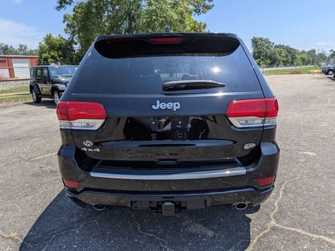 Used 2021 Jeep Grand Cherokee Overland AWD/4WD image 5