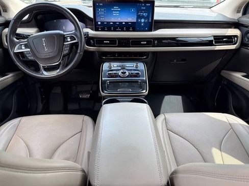 Used 2021 Lincoln Nautilus Reserve FWD image 13