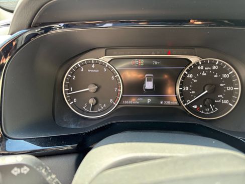 Used 2026 Nissan Pathfinder SV AWD/4WD image 33