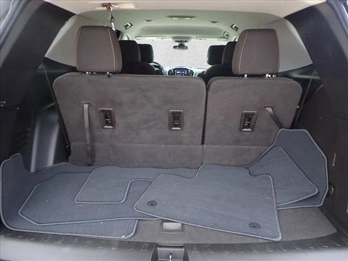 Used 2020 Chevrolet Traverse LT w/ Driver Confidence II Package image 8
