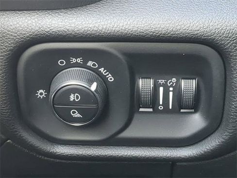 Certified 2023 RAM 1500 Laramie image 29