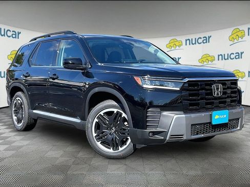 New 2026 Honda Pilot Touring image 1