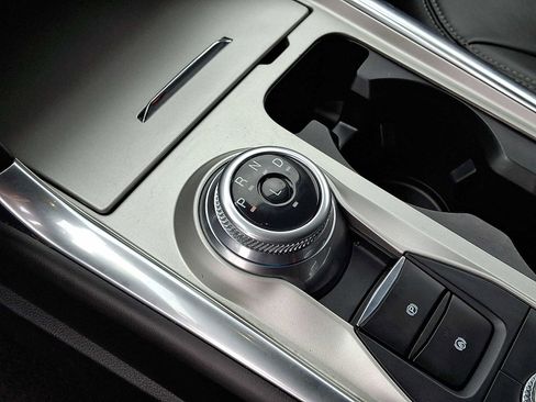 Certified 2024 Ford Explorer XLT w/ Equipment Group 202A image 16