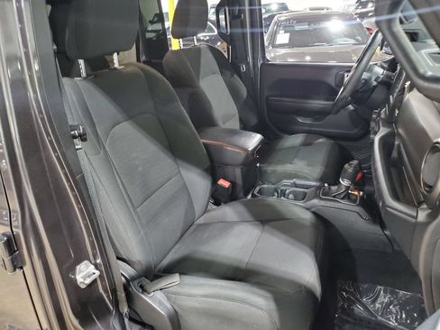 Used 2021 Jeep Wrangler Unlimited Sport AWD/4WD image 14