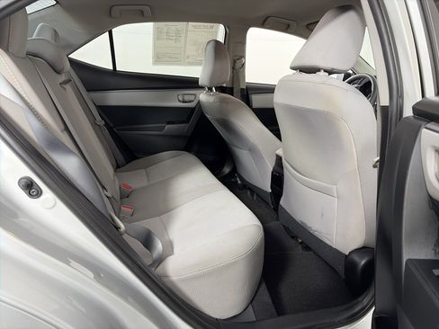 Used 2015 Toyota Corolla LE image 39