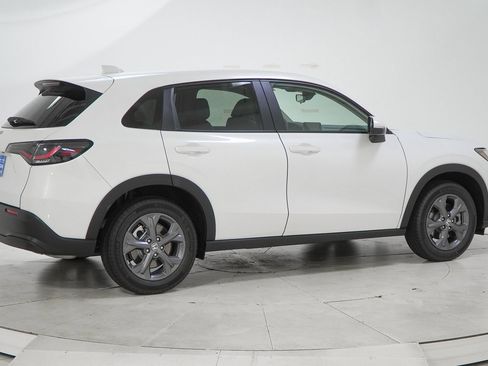 New 2026 Honda HR-V LX image 11