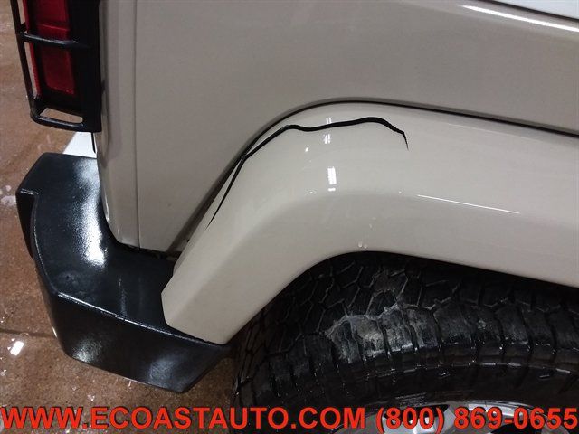 Used 2017 Jeep Wrangler Unlimited Sahara w/ Quick Order Package 24E Chief AWD/4WD image 16