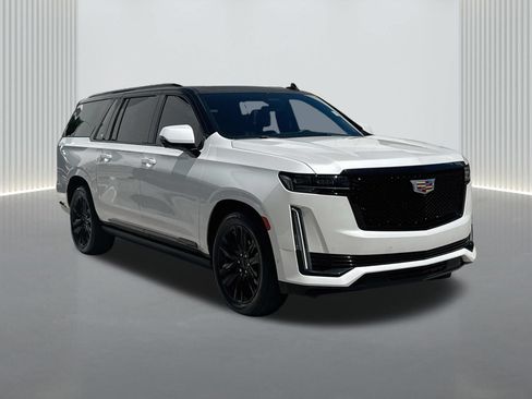 Used 2022 Cadillac Escalade ESV Sport Platinum AWD/4WD image 7