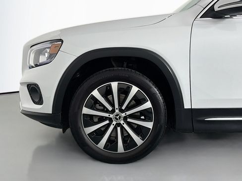 Certified 2022 Mercedes-Benz GLB 250 image 11