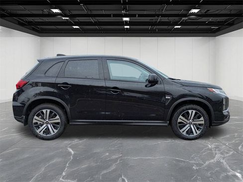 New 2025 Mitsubishi Outlander Sport ES image 6