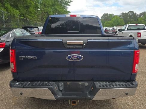 Used 2017 Ford F150 XLT w/ Equipment Group 302A Luxury RWD image 7