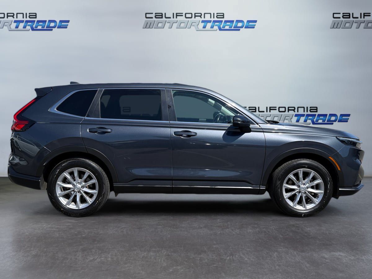 Used 2025 Honda CR-V EX-L image 4