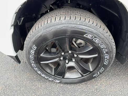 Used 2023 RAM 1500 Big Horn image 15