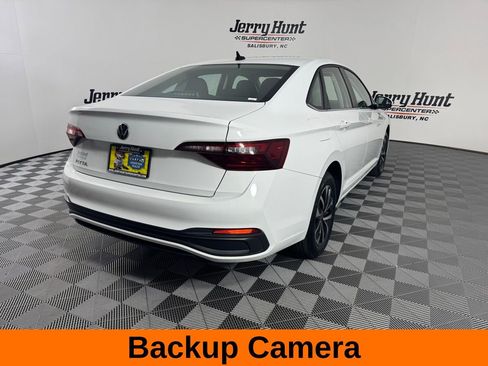 Used 2022 Volkswagen Jetta S image 6