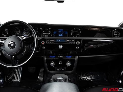 Used 2010 Rolls-Royce Phantom Coupe RWD image 21