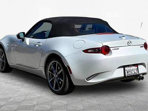 Used 2016 MAZDA MX-5 Miata Grand Touring RWD image 4
