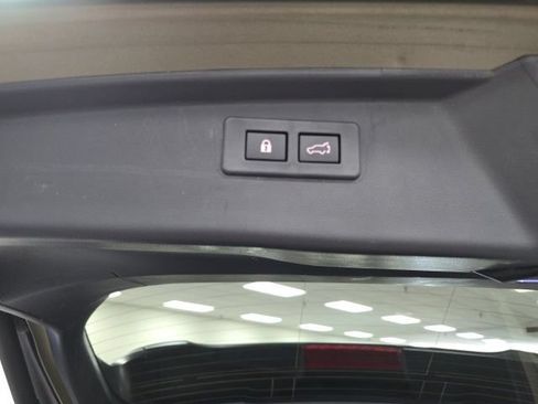 Used 2024 Subaru Outback Wilderness AWD/4WD image 12