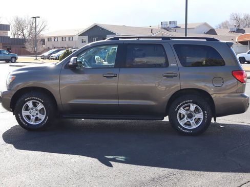 Used 2012 Toyota Sequoia SR5 image 9