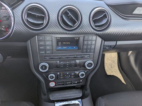 Used 2017 Ford Mustang Coupe RWD image 15