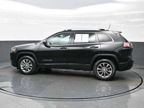 Used 2021 Jeep Cherokee Latitude Lux w/ Comfort/Convenience Group AWD/4WD image 3