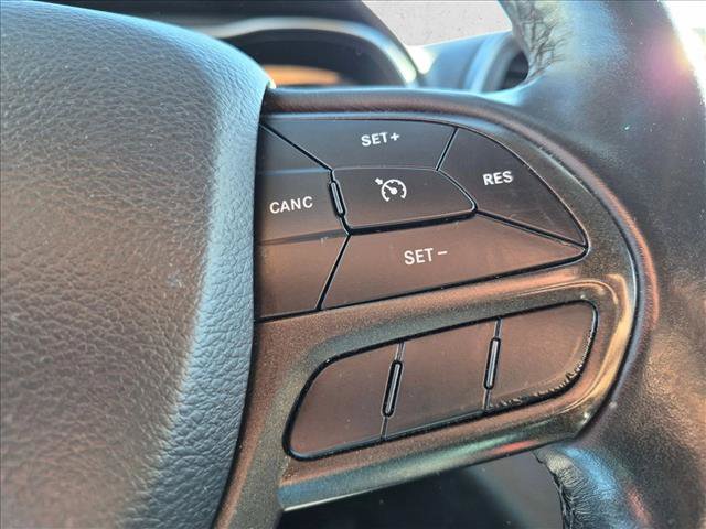 Used 2019 Jeep Cherokee Trailhawk w/ Cold Weather Group AWD/4WD image 14