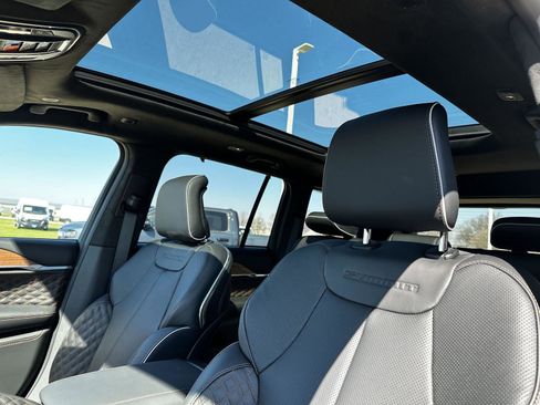 New 2026 Jeep Grand Cherokee Summit AWD/4WD image 23