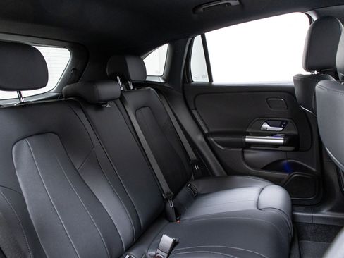 New 2025 Mercedes-Benz GLA 250 4MATIC image 25