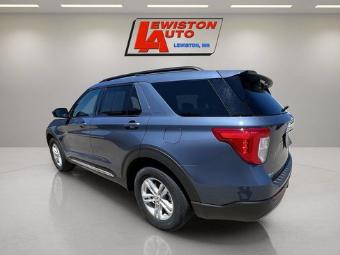Used 2021 Ford Explorer XLT w/ Equipment Group 202A AWD/4WD image 11