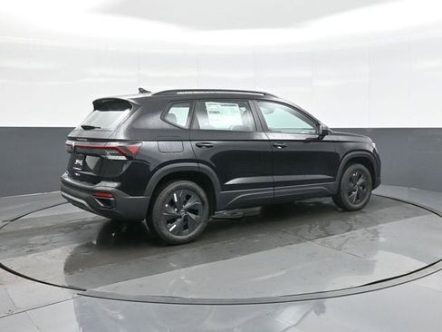 New 2026 Volkswagen Taos S image 7