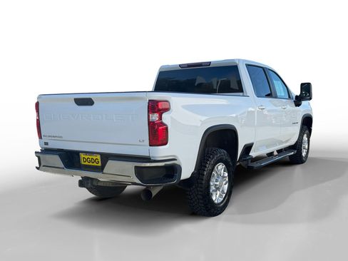 Used 2023 Chevrolet Silverado 2500 LT w/ Convenience Package image 5