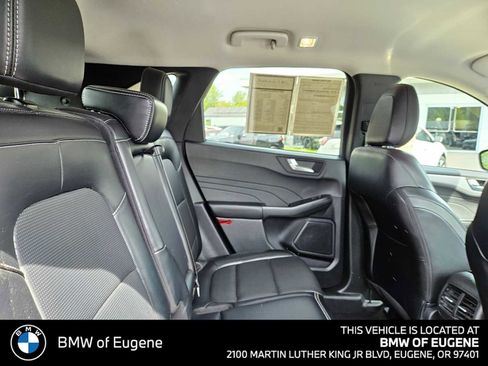 Used 2024 Ford Escape Platinum AWD/4WD image 15