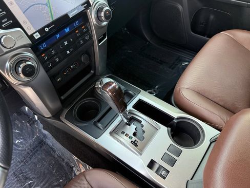 Used 2023 Toyota 4Runner Limited AWD/4WD image 22
