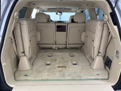 Used 2013 Lexus LX 570 4WD image 37