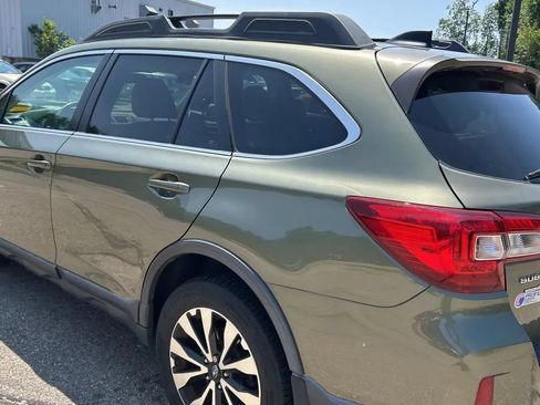 Used 2016 Subaru Outback 2.5i Limited AWD/4WD image 6
