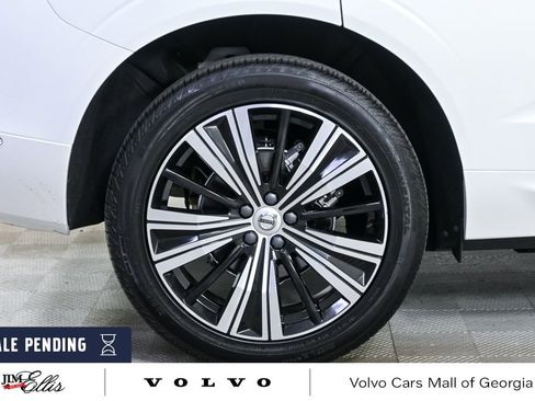 Certified 2023 Volvo XC60 B5 Ultimate FWD image 41