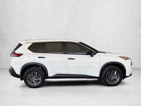 Used 2021 Nissan Rogue S AWD/4WD image 4