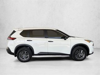 Used 2021 Nissan Rogue S AWD/4WD video 4