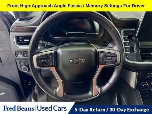 Certified 2023 Chevrolet Suburban Z71 w/ Luxury Package AWD/4WD image 13