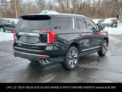 Used 2021 GMC Yukon Denali w/ Denali Premium Package image 5
