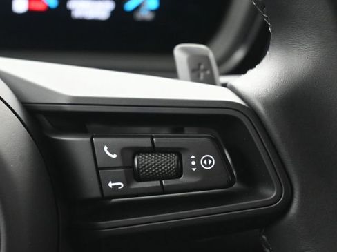 New 2025 Porsche Cayenne S image 23