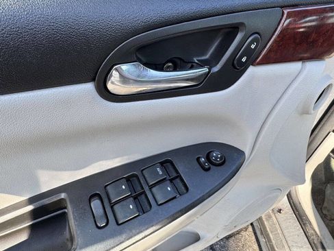 Used 2006 Chevrolet Impala LT FWD image 8