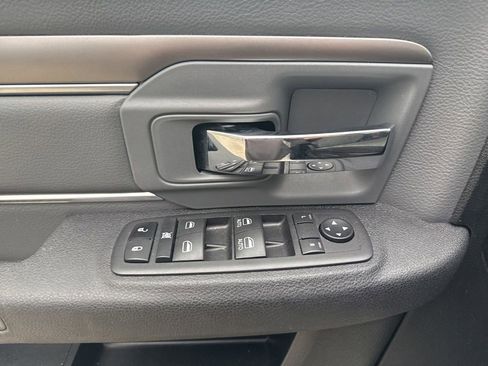 Used 2024 RAM 1500 Classic SLT image 18