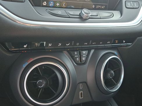 Used 2020 Chevrolet Blazer LT w/ Redline Edition image 16