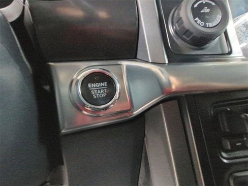 Used 2022 Ford F150 Lariat w/ Equipment Group 502A High image 30