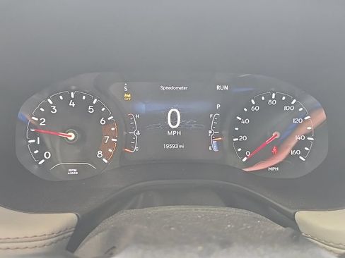 Used 2024 Jeep Compass Limited AWD/4WD image 2