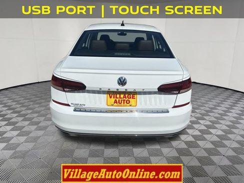 Used 2022 Volkswagen Passat 2.0T SE FWD image 3