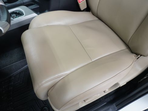 Used 2016 Toyota Sequoia SR5 image 12