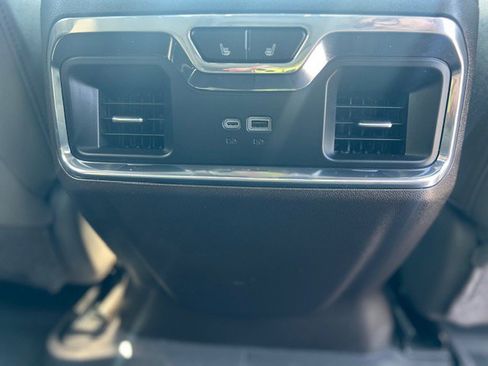 Used 2024 Chevrolet Silverado 1500 LTZ image 16