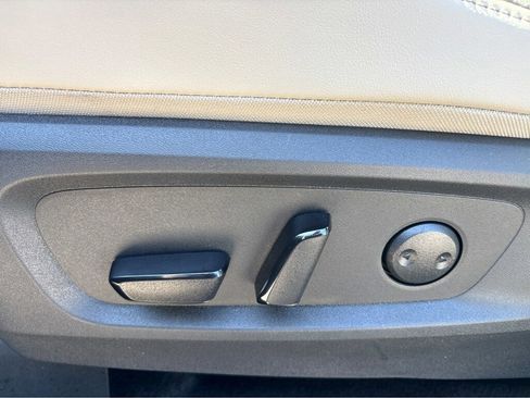 New 2026 Nissan Pathfinder SL image 22