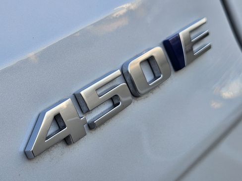 New 2025 Cadillac Lyriq Sport image 14